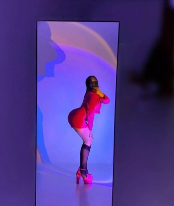 Соблазнительная блондинка с аппетитной внешностью ждет встречи с состоятельным и образованным мужчиной. Пригласи меня к себе и ты узнаешь, что такое истинское наслаждение и удовлетворение. 2568, 18 лет